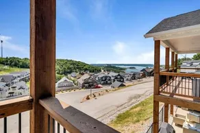 Hilltop House - Image 2