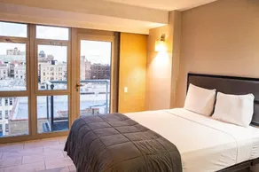 Hotel Henny - Image 4