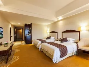 Phoenix Hotel Shaoguan - Image 2