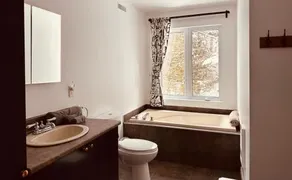 Le chalet jaune sur la Mastigouche - Image 3
