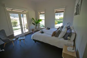 Ridge Line Riders Luxury Retreat - Image 4