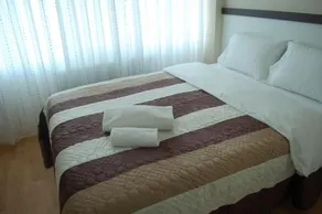 Flora Hotel - Image 3