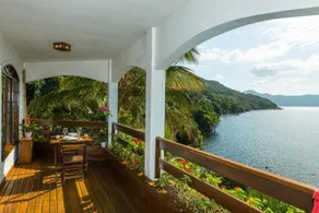 Beach House - Image 5