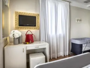 Novecento Suite Hotel - Image 4