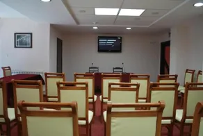 Holiday Hotel & Spa - Image 2