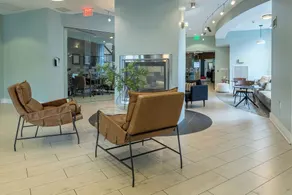 15 Bank Street - BSC-207L - Image 3