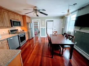 Luxury Executive Suite Harvard Allston 3 Bedrooms 2 Baths - Image 4