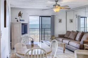 Atlantic 22 Condo Unit #402 - Image 2