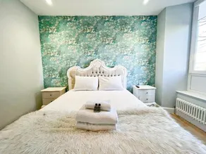 Beautiful 2BR, Private Entry in Vibrant Leith - Image 2