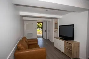 River View Holiday House Sleeps 8 10min to CBD - Image 5