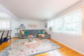 Luxury Close To Jfk - Image 2