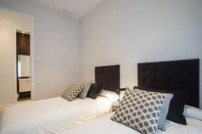 Select Home Mercado de Colon - Image 3