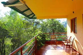 Jade Munnar - Image 3