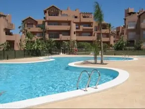 Luxury 2 bedroom 2 bathroom South facing second floor apartment - Image 3