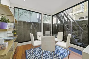 Light Filled, Charming Townhouse in Paddington - Image 5