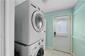 4 Minutes to Downtown by the Atlanta Beltline Trail in the Cabbagetown Neighborhood - Image 4