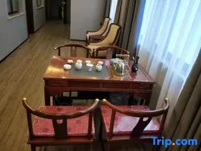 Ruijia Jinlong Hotel - Image 5