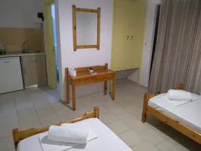 Sleepery Apartments - Image 3
