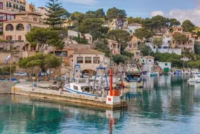 The old fisherman house in Cala Figuera Port - Image 2