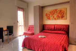 Apartments Bellevue - Image 4