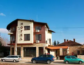 Hi-Life Family Hotel - Image 2