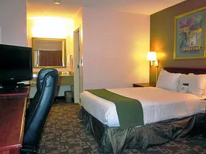Motel 6 Troy - Image 3