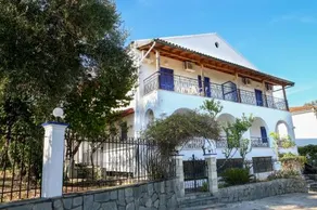 Athina Apartments - Image 4