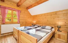 Beautiful Home In Perusic With Wifi - Image 2