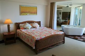 Blue Summer Inns Sanya Bay - Image 2