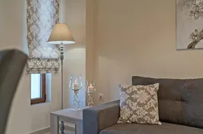 All Seasons Villas - Image 3