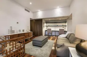 Stunning Waterfront Penthouse 3 or 4 Bedrooms - Image 2