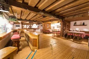 Double room, bath, toilet, balcony - Image 4