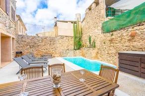 Llubi Boutique House - Image 2