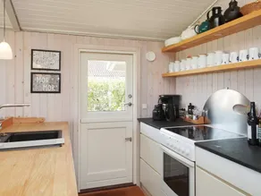 6 Person Holiday Home in Jaegerspris - Image 3