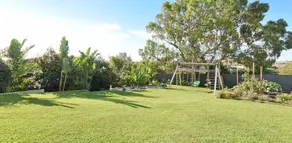 Lavina Luxury Beach House - Image 5