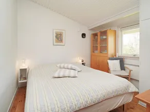 6 Person Holiday Home in Jaegerspris - Image 4