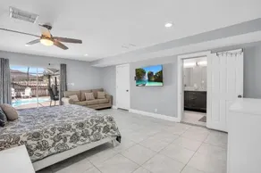 Salt Water Heated Pool Home with a Tiki Bar a Garage Game Room and 4 Bikes - Image 2