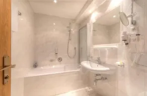 Hotel Garni Almjur - Image 3