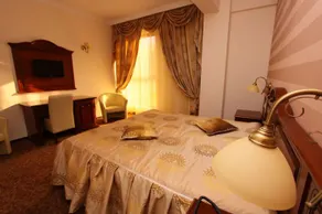 President Hotel - Image 5