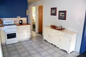 Engadine Cottage - Image 2