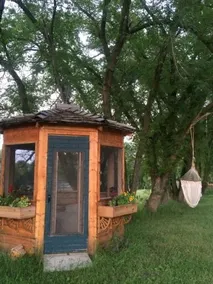 Moon Gate Guest House - Image 2