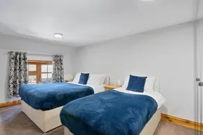 Regal Roost - The Coach House - HOT TUB - Image 5