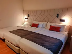 Hotel Puerta Santander - Image 3