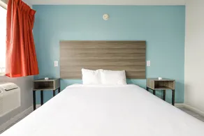 Motel 6 Montgomery - Image 4