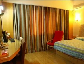 Super 8 by Wyndham Ningbo Meihe - Image 2