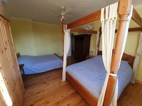 Recently renovated holiday house in the heart of a small French town - Image 2