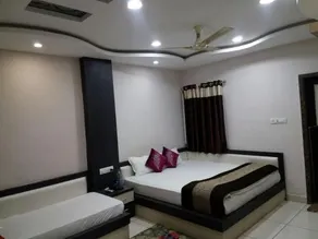Hotel Surbhi Palace - Image 5