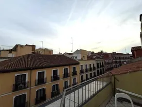 Madrid Central Suites Apartment - Image 4