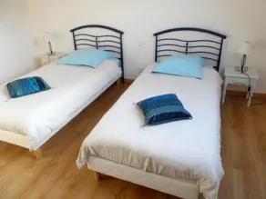 Holiday home Keravel Hent Poul Stripo - Image 4