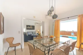 Villa Maricel Villa With Private Pool. Free Wifi - Image 2